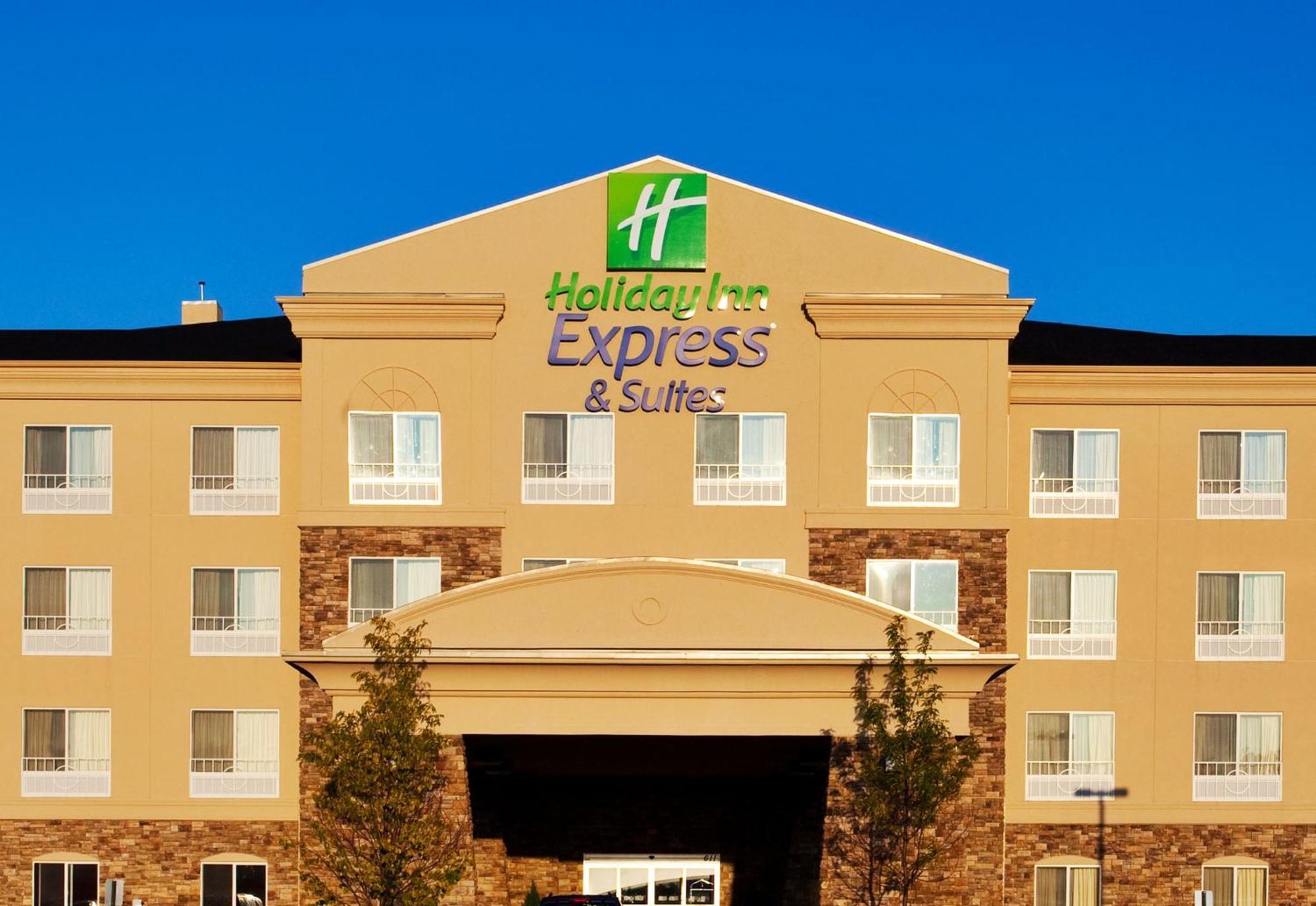 Holiday Inn Express Hotel & Suites Waukegan/Gurnee By Ihg Exterior photo