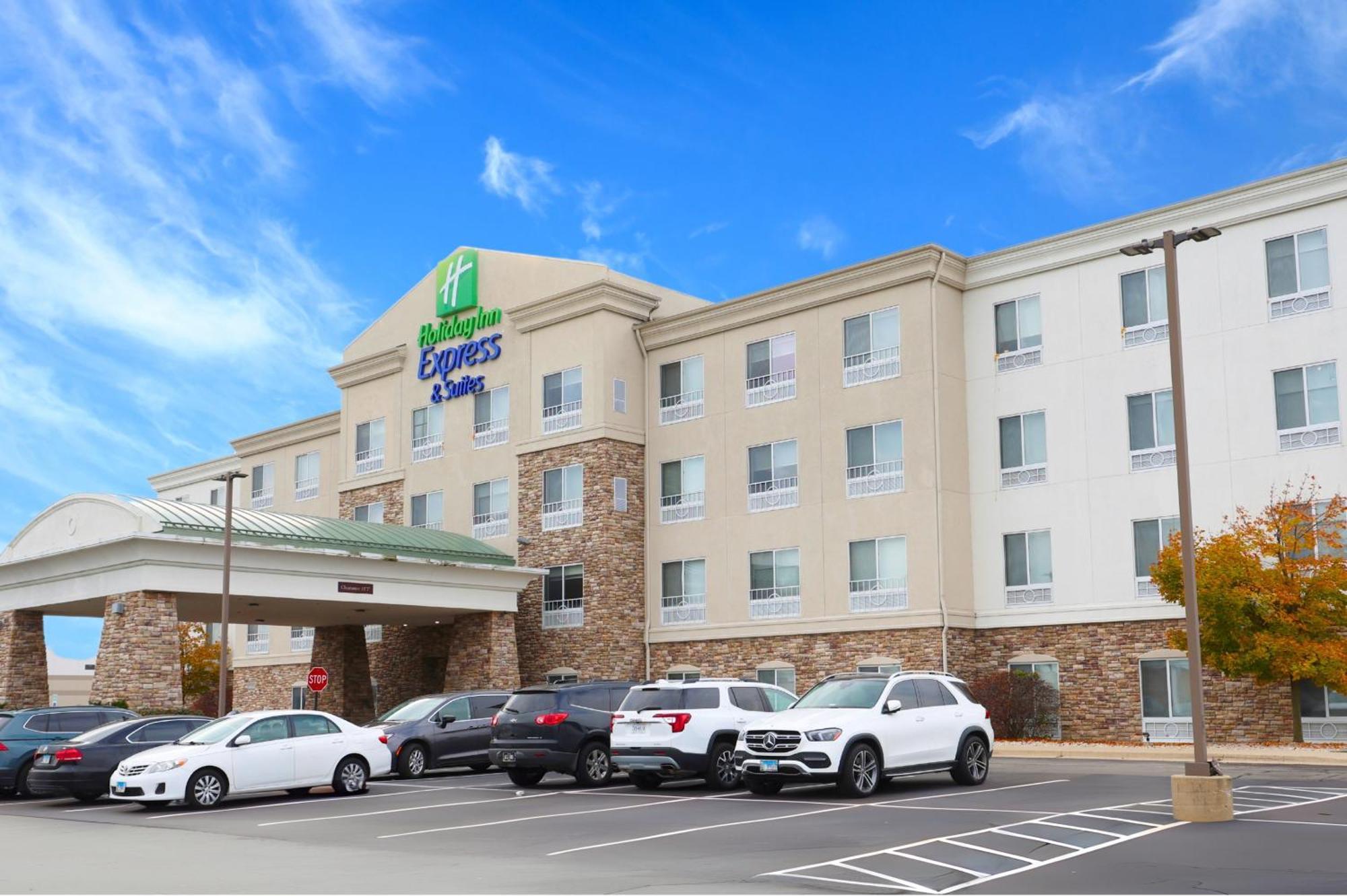 Holiday Inn Express Hotel & Suites Waukegan/Gurnee, An Ihg Hotel Exterior photo